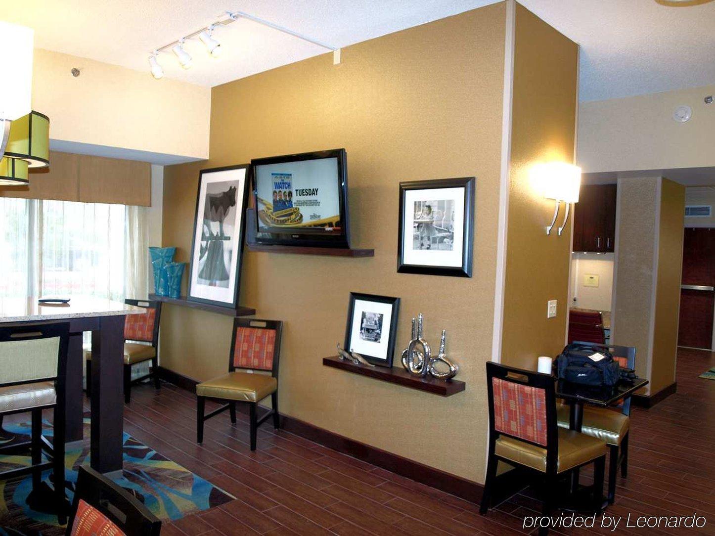 Hampton Inn Dallas Irving Las Colinas Exterior photo
