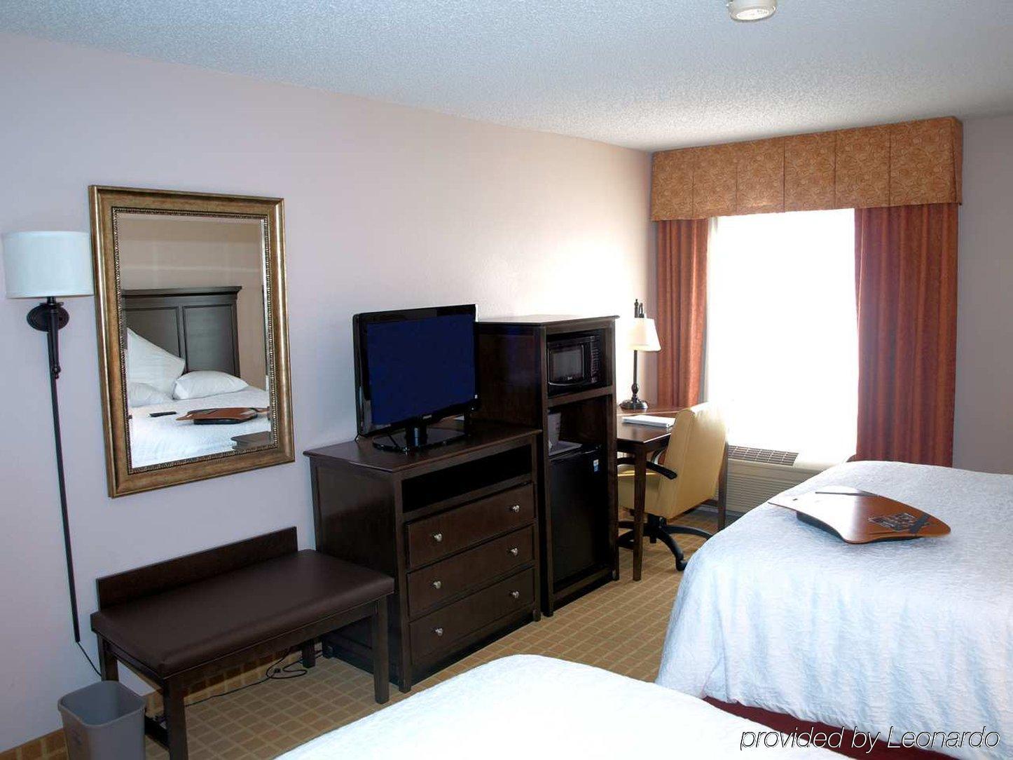 Hampton Inn Dallas Irving Las Colinas Exterior photo