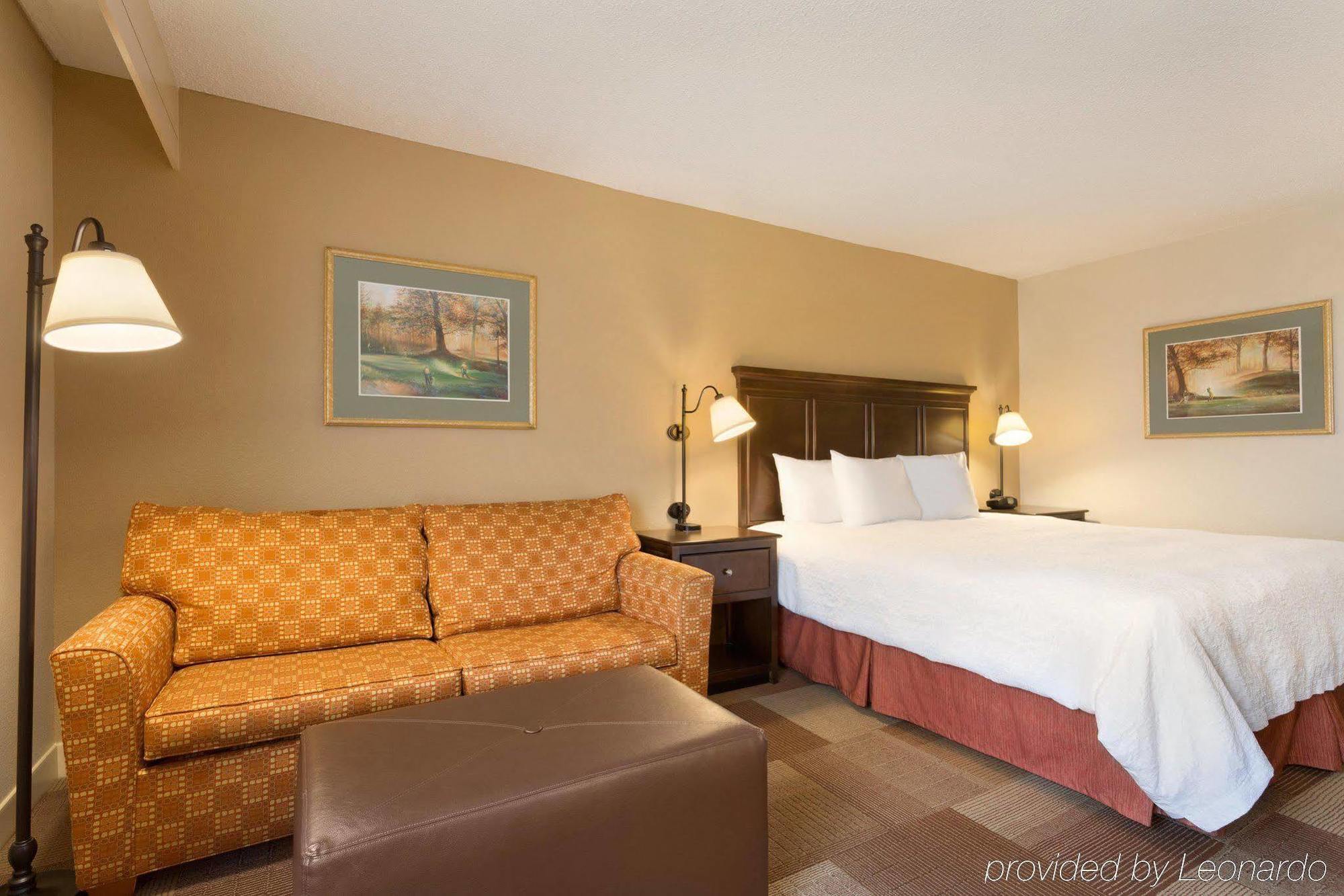 Hampton Inn Dallas Irving Las Colinas Exterior photo