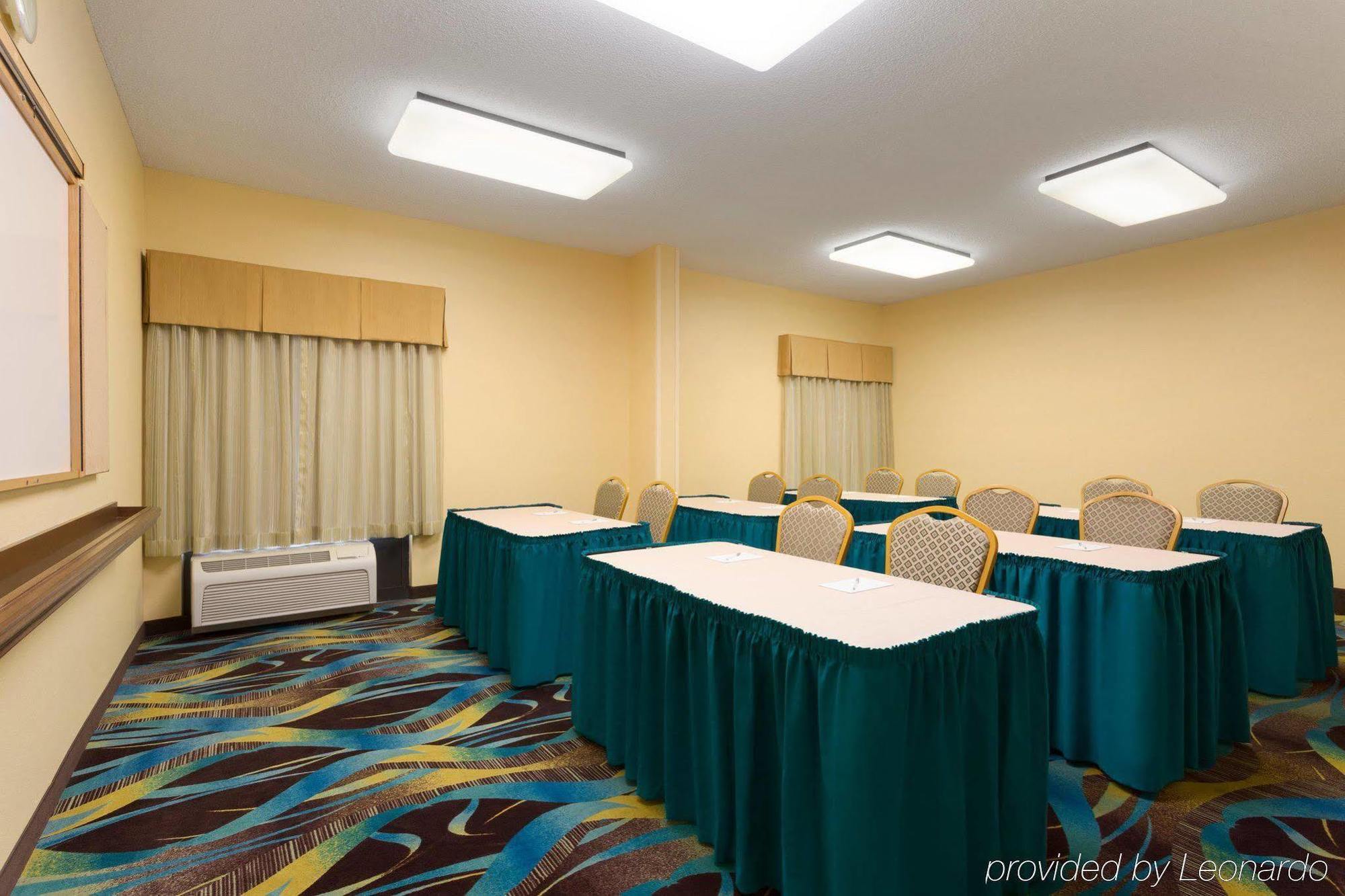 Hampton Inn Dallas Irving Las Colinas Exterior photo
