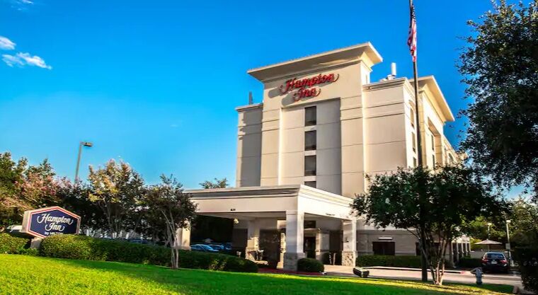 Hampton Inn Dallas Irving Las Colinas Exterior photo